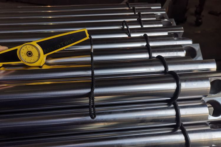 Chromed rod